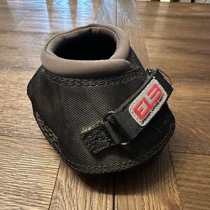 Horse Tack - Size 1 Cavallo Hoof Boot